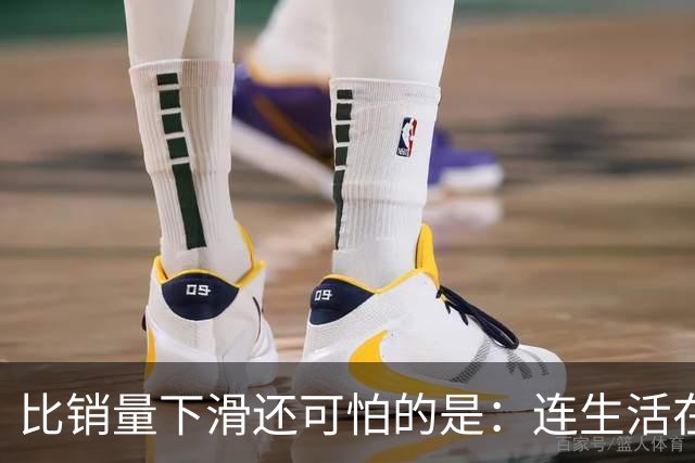 比销量下滑还可怕的是：连生活在县城的居民，都开始抛弃了油车？